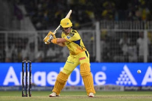 South African Debutants Dominate Zimbabwe Test: Brevis Breaks Record, Pretorius Youngest Centurion