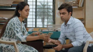 Panchayat 4: Sanvikaa opens up on kissing scene with Jitendra Kumar’s Sachiv Ji—‘It felt awkward. I became very uncomfortable'