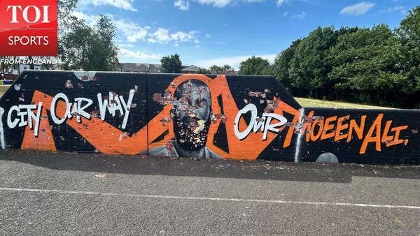 Vibrant street art of Moeen Ali