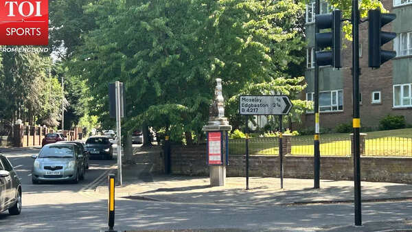 The road to Moseley Ashfield Cricket Club